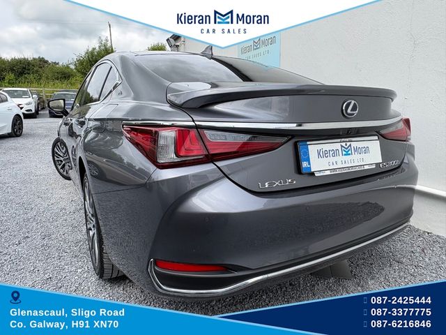 Image for 2021 Lexus ES 300h ES 300H 2.5 CVT 215 BHP 4DR