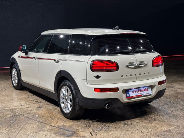Image for 2020 Mini Cooper 1.5 AUTOMATIC - CLUBMAN - REVERSE CAMERA - CRUISE CONTROL - CREAM OVER RED LEATHER UPHOLSTERY