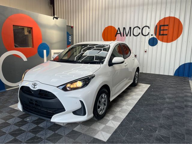 Image for 2022 Toyota Yaris ONLY €17950! YARIS AUTOMATIC 1.0 PETROL / 44k KMs / REVERSE CAMERA & MORE