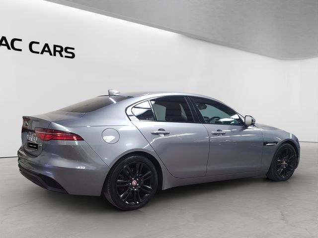 Image for 2020 Jaguar XE CHEQUERED FLAG EDITION 2.0D AUTO -- IMMACULATE CONDITION -- FINANCE ARRANGED 