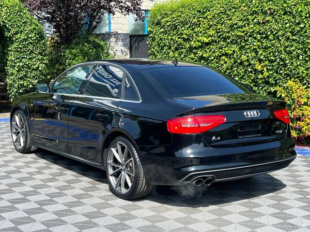 Image for 2015 Audi A4 S-LINE 2.0 TFSI AUTO // SERVICE HISTORY // NEW 19" S-LINE ALLOYS // REVERSE CAMERA