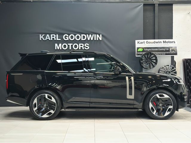 Image for 2023 Land Rover Range Rover 3.0 E-HYBRID N1 UTILITY HIGH SPEC