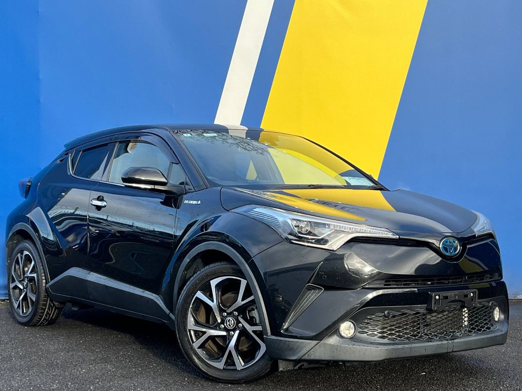 Image for 2018 Toyota C-HR 1.8 HYBRID // SERVICE HISTORY // HALF LEATHER INTERIOR // DIAMOND CUT ALLOYS