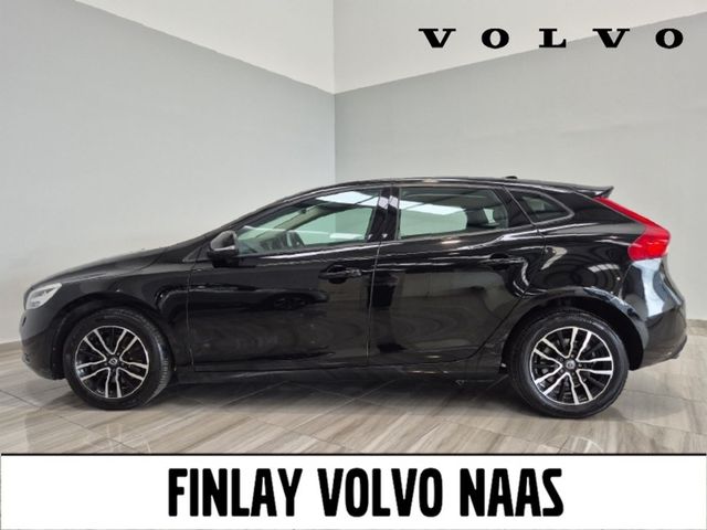Image for 2019 Volvo V40 D3 (150hp) Momentum Edition
