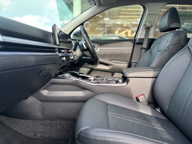 Image for 2025 Kia Sorento 1.6 Plug in hybrid ( 7 Seats )