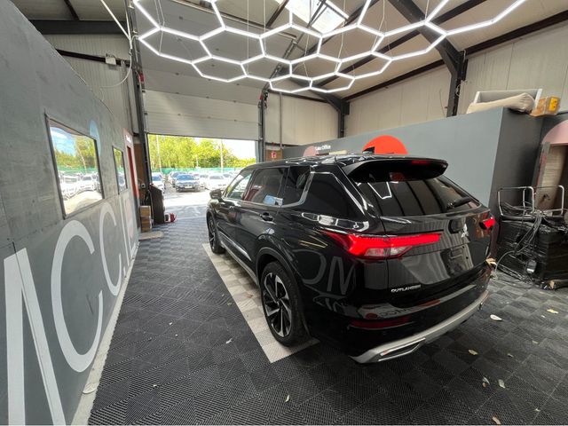 Image for 2024 Mitsubishi Outlander 2024 MITSUBISHI OUTLANDER PHEV P 2.4 AUTOMATIC / CRUISE CONTROL / 360° CAMERA / PADDLE SHIFTERS / HEATED STEERING WHEEL / 7 SEATS OPTION AND MORE