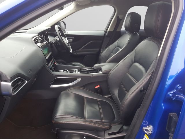 Image for 2020 Jaguar F-Pace 2.0D R SPORT CHEQUERED FLAG EDITION 180BHP