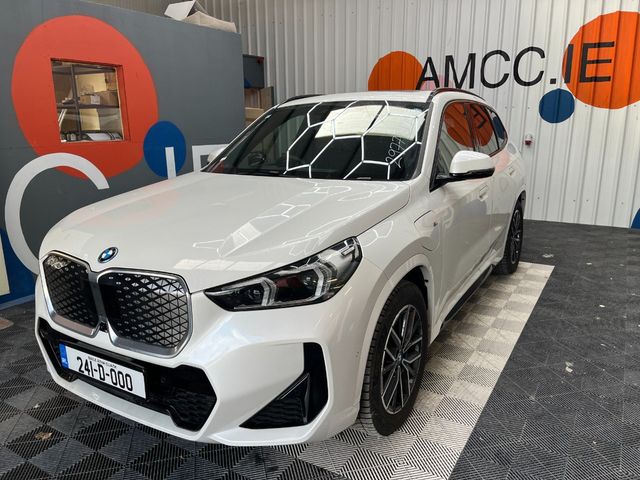 Image for 2024 BMW iX1 2024 BW IX1 XDRIVE30 M-SPORT AUTOMATIC / CRUISE CONTROL / PARKING CAMERA / ELECTRIC MEMORY & HEATED SEATS / AMBIENT LIGHTS AND MORE