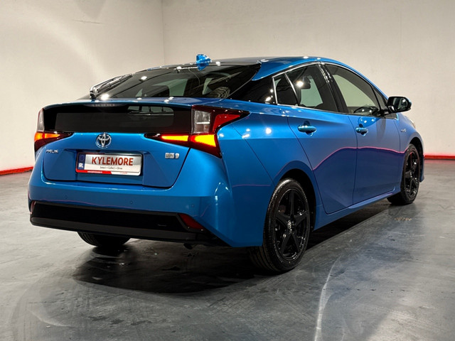 Image for 2019 Toyota Prius 1.8 HYBRID AUTOMATIC - TOURING EDITION - BLACK LEATHER - FACTORY ALLOYS - CRUISE CONTROL - TOYOTA SAFETY SENSE - HEATED SEATS - REAR CAMERA