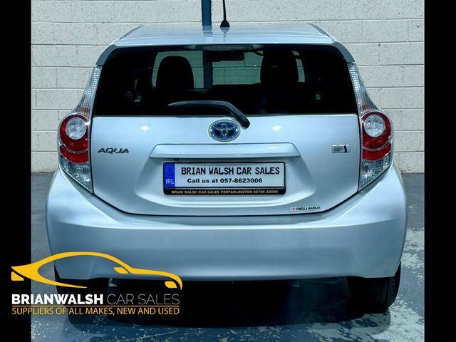 Image for 2014 Toyota Aqua Automatic hybrid 