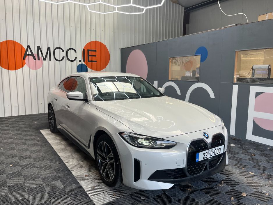 Image for 2022 BMW i4 €34950 2022 BMW I4 EDRIVE AUTOMATIC / CRUISE CONTROL / 360° CAMERA / ELECTRIC MEMORY & HEATED SEATS / AMBIENT LIGHTS / APPLE CARPLAY AND MORE