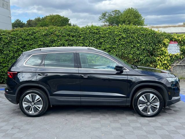Image for 2024 Skoda Karoq AMBITION 2.0 TDI // APPLE CARPLAY/ANDROID AUTO // DUAL ZONE CLIMATE CONTROL // CRUISE CONTROL