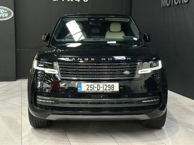 Image for 2025 Land Rover Range Rover P550 MEGA SPEC E-HYBRID