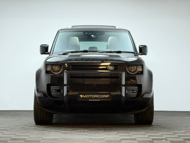 Image for 2022 Land Rover Defender XS EDITION P400E 404HP AWD *PAN ROOF*