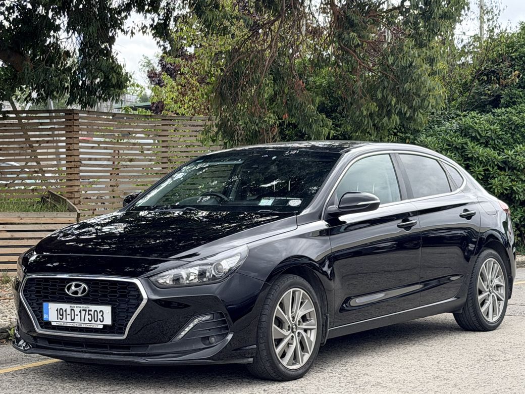 Image for 2019 Hyundai i30 i 30 Fastback.2 KEYS. REAR CAMERA