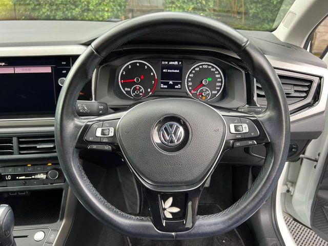 Image for 2020 Volkswagen Polo COMFORTLINE 1.0 TSI AUTO // APPLE CARPLAY/ANDROID AUTO // ADAPTIVE CRUISE CONTROL // 360 DEGREE SURROUND PARKING SENSORS