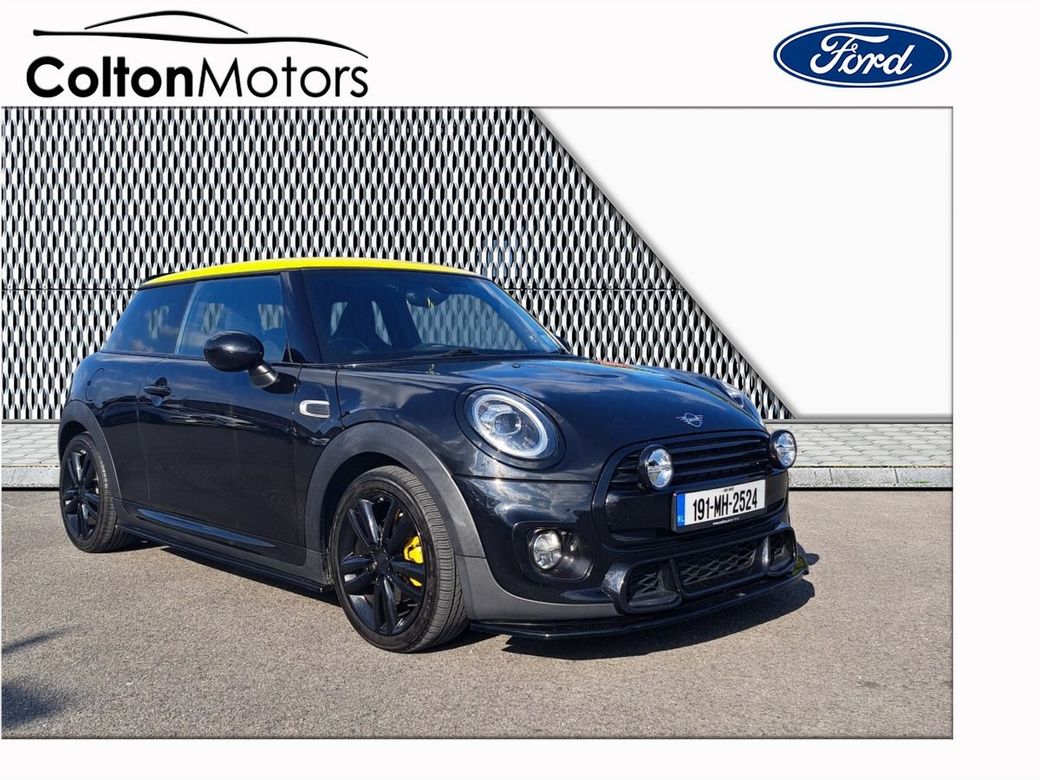 Image for 2019 Mini Cooper Cooper Sport John Cooper Works