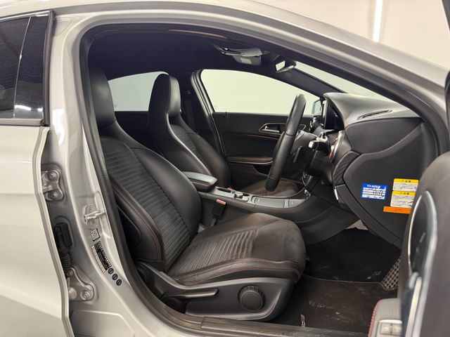 Image for 2013 Mercedes-Benz A 180 **HIGH SPEC **MULTI FUNCTION STEERING WHEEL **ADAPTIVE CRUISE CONTROL **MULTI DRIVE MODES **CARBON FIBRE TRIM **MULTI FUNCTION CENTRE CONSOLE **HALF LEATHER HALF ALCANTRA BUCKET STYLE SEATS **ECO MODE