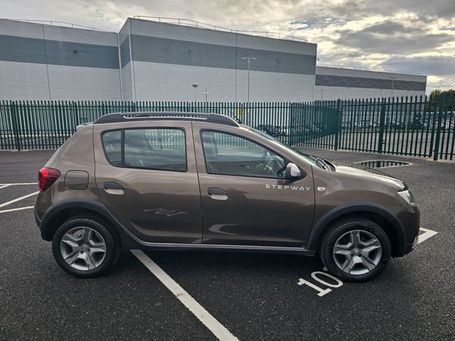 Image for 2017 Dacia Sandero 1.5 DCI, SIGNATURE MODEL, FINANCE, GREAT COLOUR, WARRANTY, 5 STAR REVIEWS