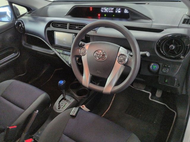 Image for 2015 Toyota Aqua S