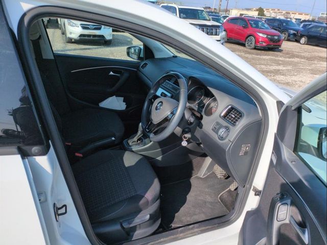 Image for 2014 Volkswagen Polo ConfortLine