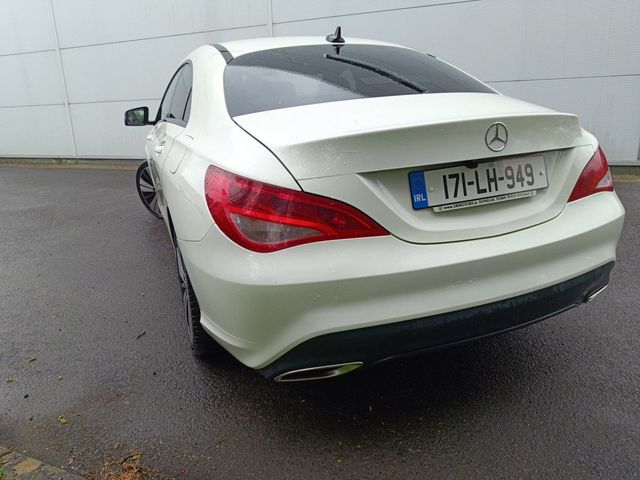 Image for 2017 Mercedes-Benz CLA Class CLA 180 D URBAN 4dr Saloon Leather interior