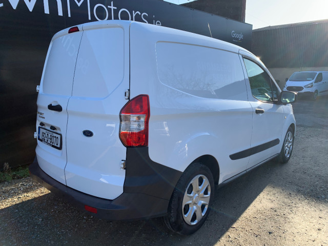 Image for 2019 Ford Transit Courier 1.5 TDCI 6SP TREND // PRICE EXCL. VAT // 07/26 CVRT // ONE PREVIOUS OWNER // FULL DOCUMENTED SERVICE HISTORY // PARKING SENSORS, BLUETOOTH AND ELECTRIC WINDOWS // 