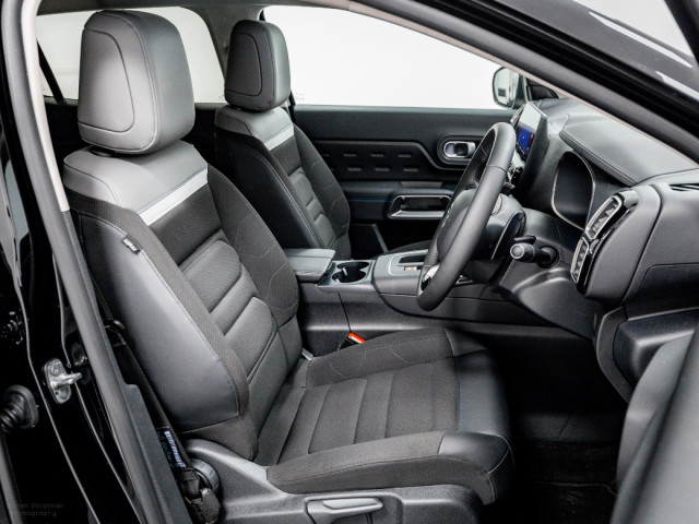 Image for 2024 Citroen C5 Aircross Plus Model 1.5 Diesel Auto 130HP