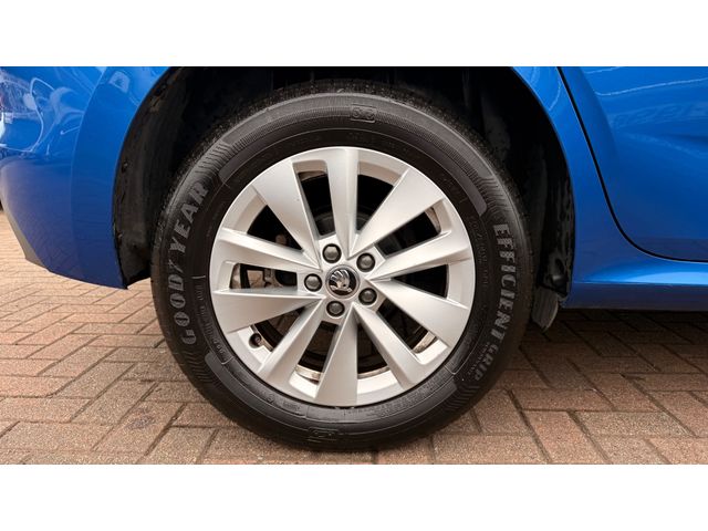 Image for 2023 Skoda Kamiq 1.0tsi 110HP 5DR Automatic