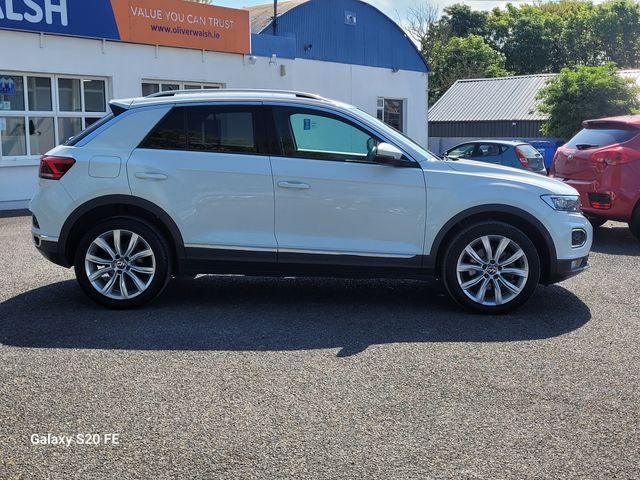 Image for 2021 Volkswagen T-Roc 2021 VW T-roc 2.0 D Auto STYLE DUE INTO STOCK