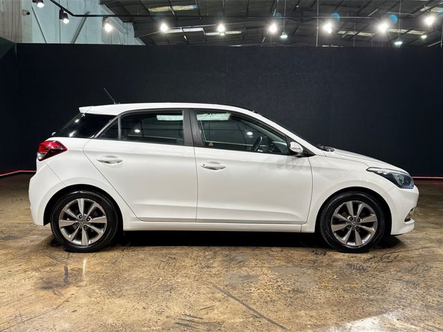 Image for 2018 Hyundai i20 Active Deluxe 5DR