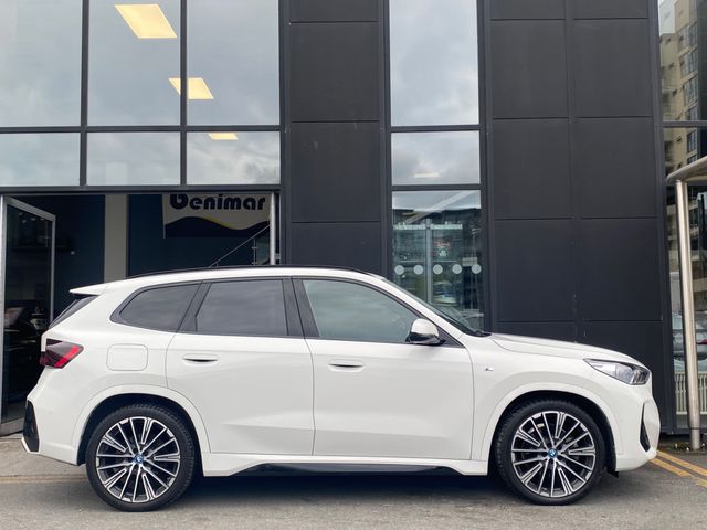 Image for 2023 BMW iX1 30e M-Sport Pro xDrive Auto EV 