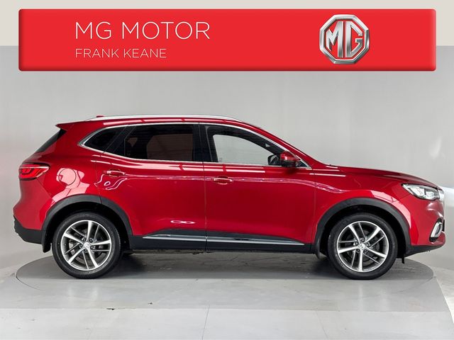 Image for 2022 MG HS HSE PHEV - EXCLUSIVE**PANORAMIC ROOF**HALF RED LEATHER HEATED SEATS**DUAL CLIMATE**AMBIENT LIGHTING**DIGITAL DASH**TOUCHSCREEN MEDIA**APPLE CAR PLAY**MULTIFUNCTIONAL STEERING WHEEL**REVERSE CAMERA**