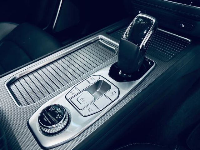 Image for 2024 Ssangyong Rexton 2.2 P/T 4WD 2 Seat COM 4DR