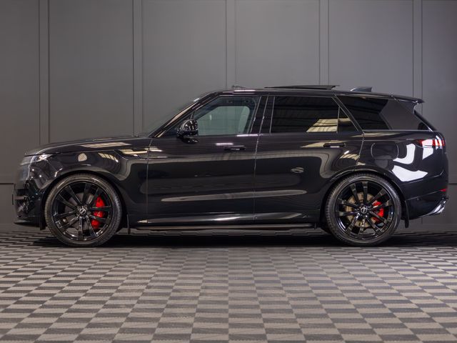 Image for 2023 Land Rover Range Rover Sport P440e Dynamic