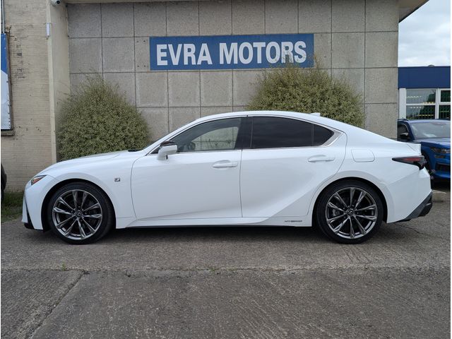 Image for 2020 Lexus IS 300h F SPORTS HYBRID AUTOMATIC 2.5 PETROL //HIGH SPEC//FULL RED LEATHER ELECTRIC HEATED/COOLED SEATS//HEATED STEERING WHEEL//SUN ROOF//ADAPTIVE CRUISE CONTROL//KEYLESS ENTRY//