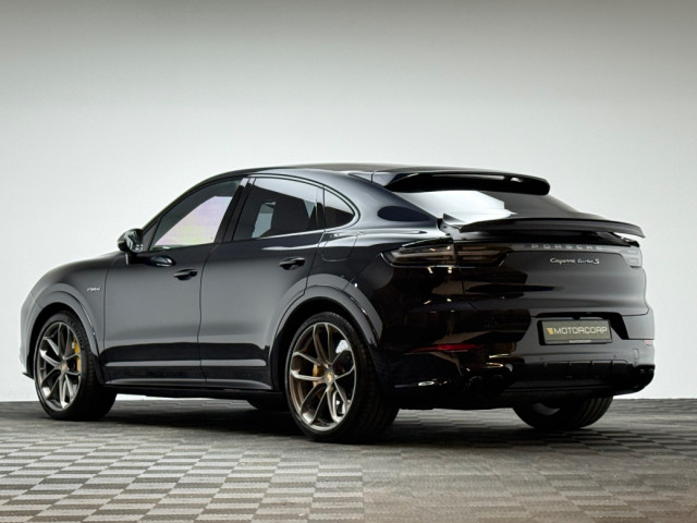 Image for 2021 Porsche Cayenne TURBO S COUPE 4.0 V8 670HP E-HYBRID