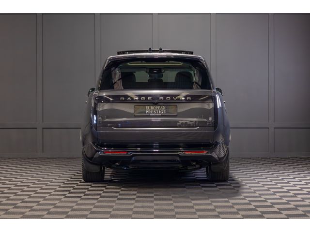 Image for 2024 Land Rover Range Rover P460e SE