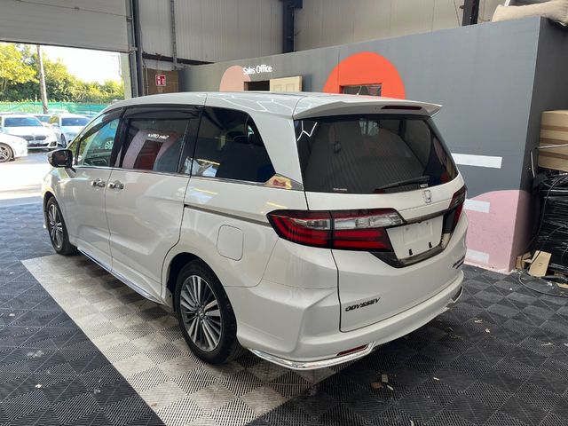 Image for 2019 Honda Odyssey 2019 HONDA ODYSSEY HYBRID ABSOLUTE 2.0 AUTOMATIC / CRUISE CONTROL / PARKING CAMERA / ELECTRIC MEMORY & HEATED SEATS / 7 SEATS OPTION / AUTOMATIC & ELECTRIC DOORS AND MORE
