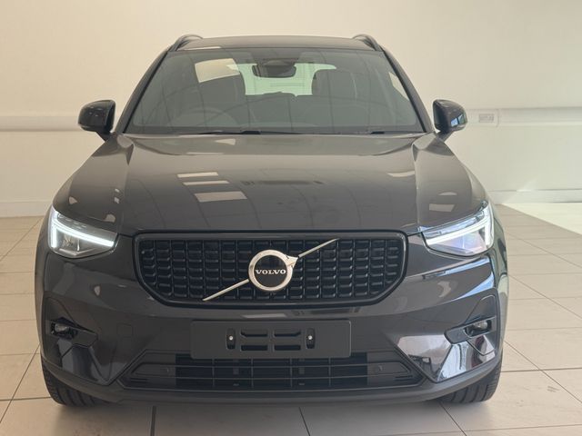 Image for 2026 Volvo XC40 