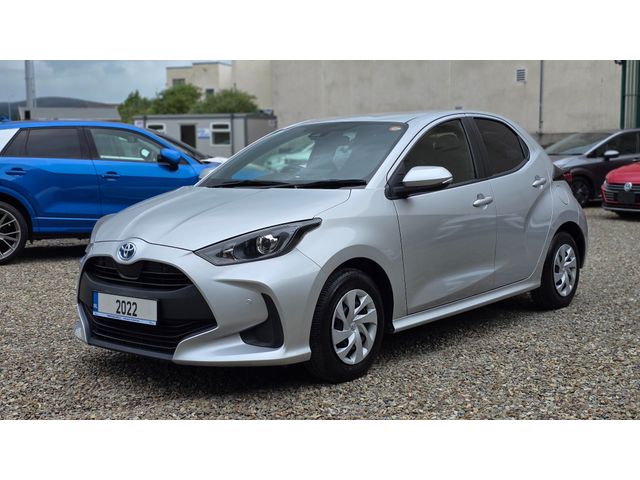 Image for 2022 Toyota Yaris Hybrid 