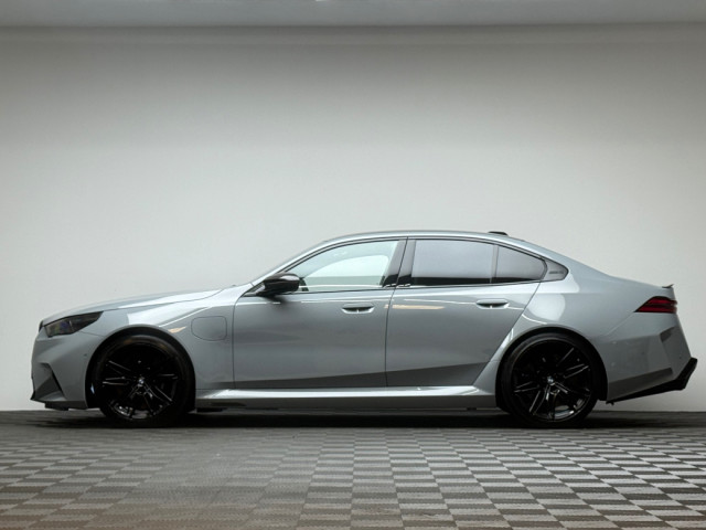 Image for 2026 BMW M5 M5 4.4 PHEV 727HP