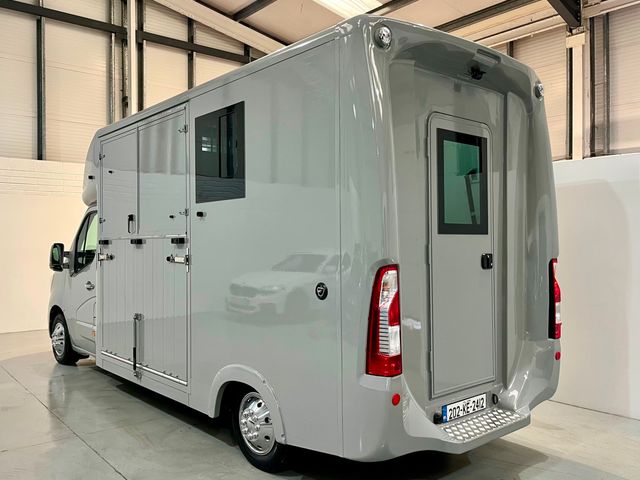 Image for 2020 Renault Master Stallion Box 