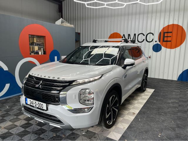 Image for 2024 Mitsubishi Outlander €45950 2024 MITSUBISHI OUTLANDER P 4W PHEV 2.4 AUTOMATIC / CRUISE CONTROL / 360° CAMERA / ELECTRIC MEMORY & HEATED SEATS / PADDLE SHIFTERS / 7 SEATS OPTION / HEATED STEERING WHEEL AND MORE