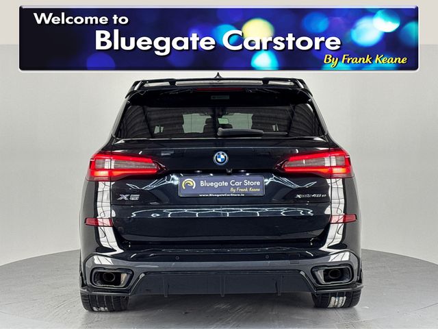 Image for 2022 BMW X5 XDRIVE45E M SPORT**PERFORMANCE KIT**NEW 22"ALLOYS**BROWN LEATHER INTERIOR**REVERSE CAMERA**PARKING SENSORS**DUAL CLIMATE CONTROL**APPLE CARPLAY**FINANCE AVAILABLE**