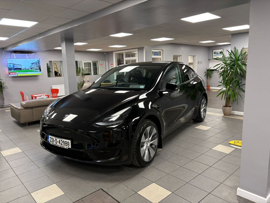 Image for 2023 Tesla Model Y RWD Bzb3s5t3