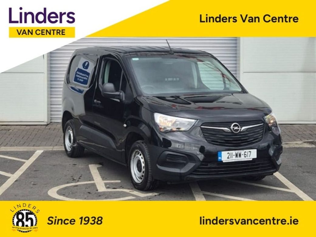 Image for 2021 Opel Combo 3 SEATS LOW KMS 1 OWNER