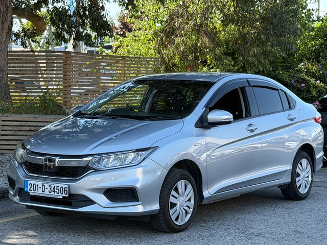 Image for 2020 Honda Grace KEYLESS. REAR CAMERA.2 KEYS