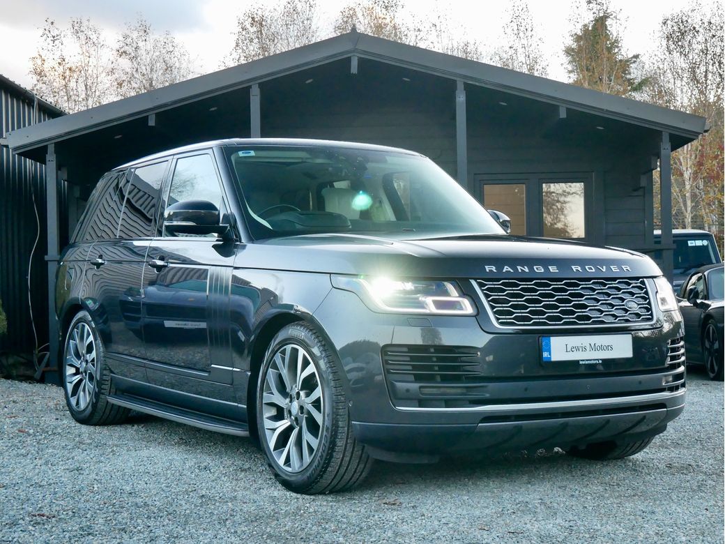 Image for 2021 Land Rover Range Rover Vogue P400e PHEV