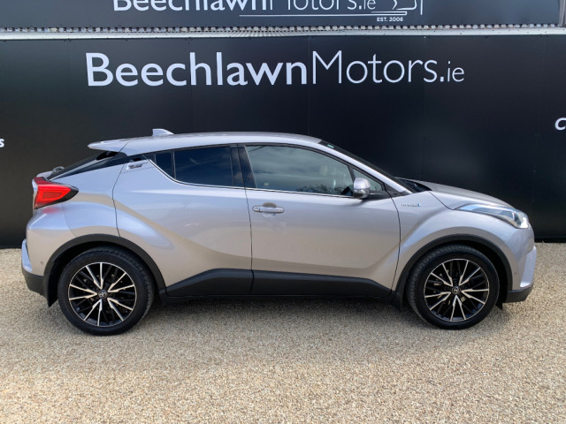 Image for 2018 Toyota C-HR 1.8 HYBRID SOL 5DR // STUNNING CONDITION // EXCELLENT SERVICE HISTORY // HALF LEATHER/HALF CLOTH SEATS // HEATED SEATS, CRUISE AND REVERSE CAMERA //